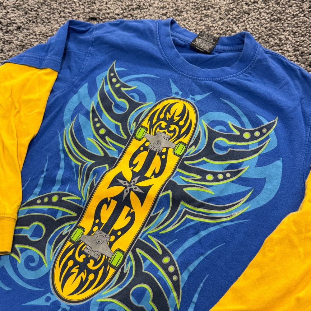 Vintage GWP Sport Skateboard Graphic Tee Boys Blue Yellow Skate XL 14/16